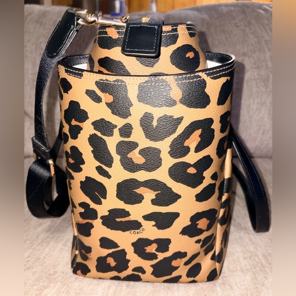 Coach Leopard Print Diaper bag in Tan and Black - Picture 5 of 9